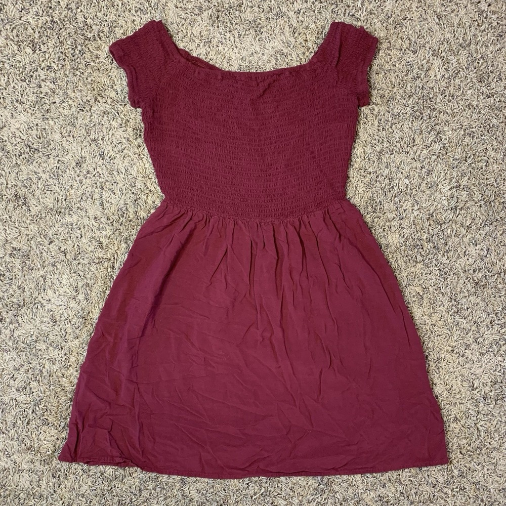 Mossimo Dress Womens Small Burgundy Short Sleeve Fit Flare Ruffle Texture - Picture 1 of 10